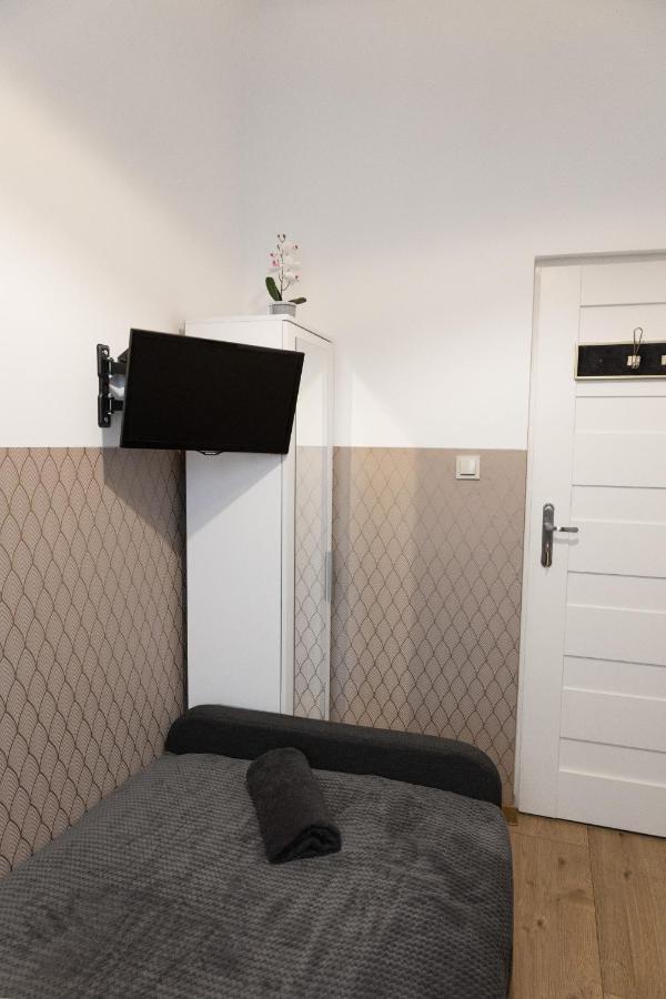 Clicktheflat Aleje Niepodleglosci Center Apart Rooms وارسو المظهر الخارجي الصورة