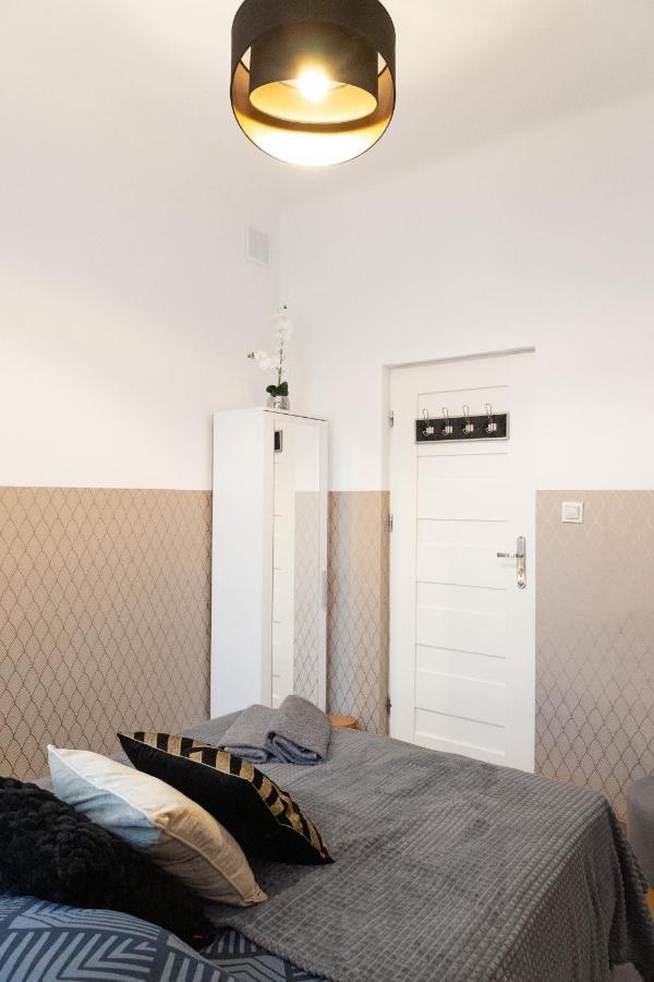 Clicktheflat Aleje Niepodleglosci Center Apart Rooms وارسو المظهر الخارجي الصورة
